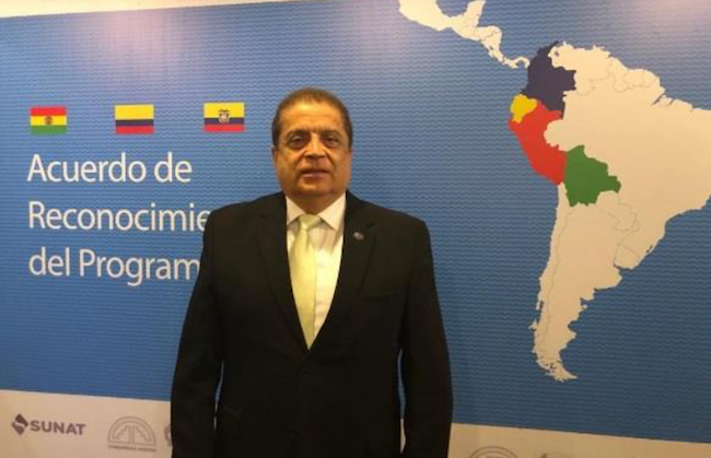 Foto: Sr. César Venegas Núñez, Gerente General de BASC PERÚ durante la firma del Acuerdo de Reconocimiento Mutuo (ARM) con los países de Colombia, Ecuador y Bolivia.