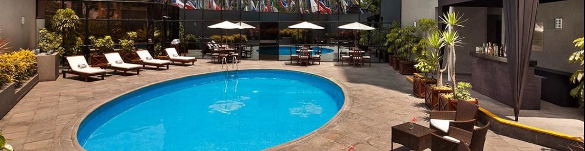 Melia Lima Pool