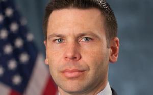 Ratificación de Kevin McALeenan, Comisionado de CBP